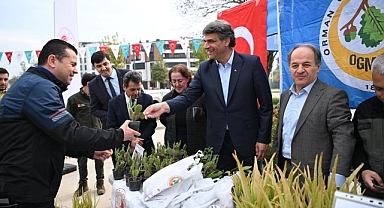 Kartepe’de 2300 Fidan Dağıtıldı