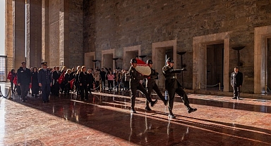 Kotonlular Atamızı anmak için Anıtkabir’deydi