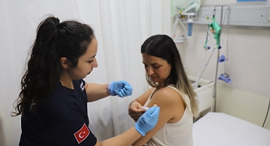 Muğla Büyükşehir Belediyesi, ücretsiz HPV aşısı desteği ile vatandaşların yanında olmaya devam ediyor.