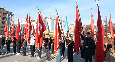 Mustafa Kemal Atatürk’ün vefatının 86. yıl dönümü dolayısıyla Milli Egemenlik Parkı’nda anma programı düzenlendi.