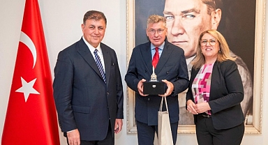 Tugay: Bremen ve İzmir arasındaki köprüyü güçlendireceğiz