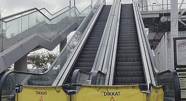 Yürüyen merdivenlere periyodik bakım