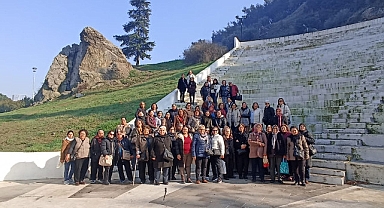 82 Kişilik Akhisarlı Kafile Manisa’yı Adım Adım Gezdi