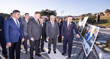 Aliyev 21. ölüm yıl dönümünde İzmir’de anıldı