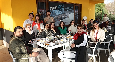 Atatürk Parkı'ndaki Gençlik Merkezi gençlerin yeni buluşma noktası oldu