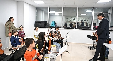 Başkan Kocaman İle Gençlerin Kahve Sohbeti