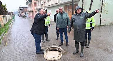 Büyükşehir ve MASKİ Ekipleri Şiddetli Yağışa Karşı Sahada