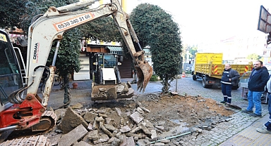 Çarşıda değişim zamanı: Efes Selçuk’ta doğal gaz ve altyapı çalışmaları başladı