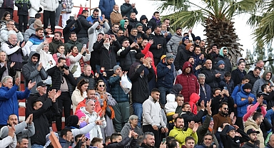 Dikili Belediyespor şampiyonluğunu ilan etti