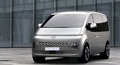 Hyundai’den Yeni Bir MPV Hamlesi: 225 Beygirlik STARIA Hibrit.