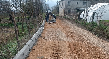 Kandıra’da Yol Bakım Çalışmaları Aralıksız Sürüyor