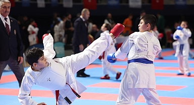 Kocaeli’de karate resitali yaşandı