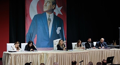 Konak’ta yılın son meclisi gerçekleşti