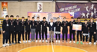Lüleburgaz Belediyesi Gökhan Teksöz 6. Basketbol Turnuvası'nda şampiyon Tofaş