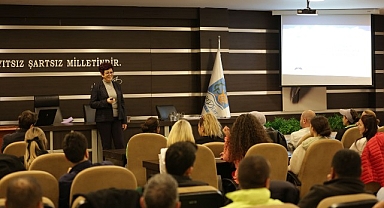 Narlıdere Belediyesi’nde örnek uygulama: Çalışanlara cinsiyet eşitliği eğitimi verildi