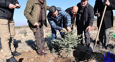 Nevşehir’de Yeni Doğan ve Ölen Kişiler İçin Fidan Dikildi