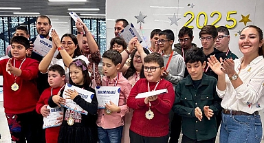 Özel çocuklar yeni yıla başarı mutluluğuyla giriyor