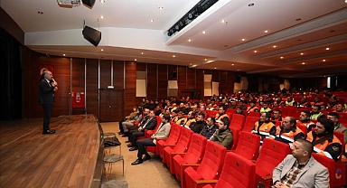 Temizlik İşleri Personeline Yalın Temelleri Eğitimi Verildi
