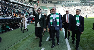 Togg, Bursaspor’un tribün ve şort sponsoru oldu