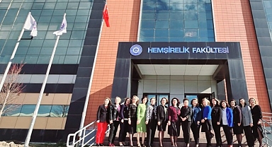 Türkiye’deki Hemşirelik Fakültelerinin Dekanları Ege Üniversitesinde bir araya geldi