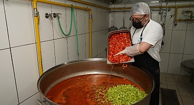 Üsküdar Belediyesi Aşevlerinin Kapasitesini Artırarak Daha Fazla Vatandaşa Hizmet Sağlıyor