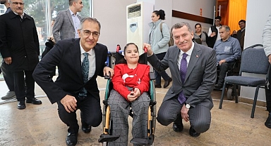 Zeytinburnu Belediyesi AKDEM ve Biruni Üniversitesi'nden Engelleri Kaldırmak İçin İş Birliği