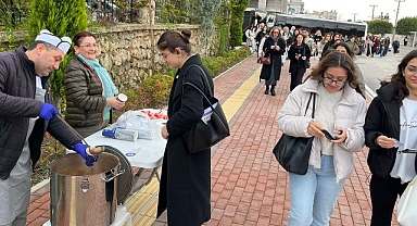 Alkü'lü öğrencilere çorba ikramı