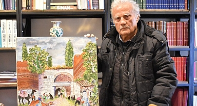 Asırlık Çınar Fırçasıyla Renklere Hayat Veriyor