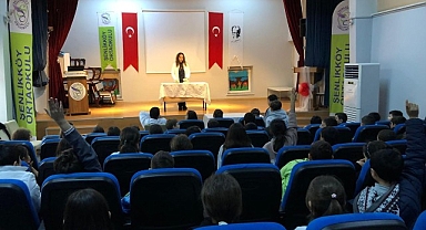 Bakırköy Belediyesi Tıp Merkezi doktorları sağlıklı nesiller için eğitim veriyor
