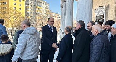 Başkan Altay Hacıveyiszade Camii’nde ve Kültürpark'ta Vatandaşlarla Buluştu