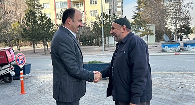 Başkan Altay Rauf Denktaş Caddesi'ndeki Esnafları Ziyaret Etti