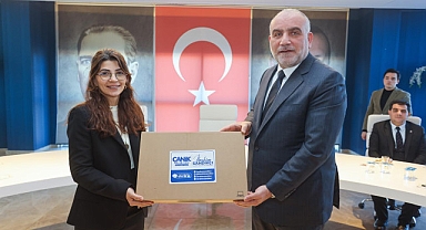 Başkan İbrahim Sandıkçı’dan Öğretmenlere Laptop