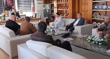 Başkan Topaloğlu’na teşekkür ziyareti