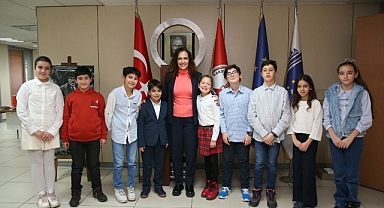 Başkan Ünsal, Kent Konseyi Çocuk Meclisi yönetimiyle buluştu