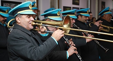 Burhaniye’de 20. zeytin ve zeytinyağı hasat festivali başladı
