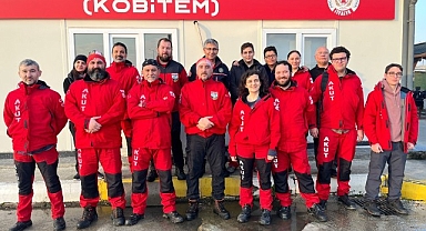 Büyükşehir İtfaiyesi’nden AKUT’a eğitim