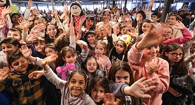 Çocuklar 'Kukla Marmelat'a bayıldı