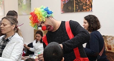 Edremit Belediyesi’nden Miniklere Çocuk Şenliği