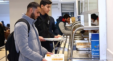 Gençlik Sofrası öğrencileri buluşturuyor