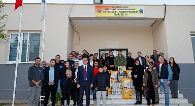 Hayvanseverlerden Yenişehir Belediyesinin bakımevine mama desteği