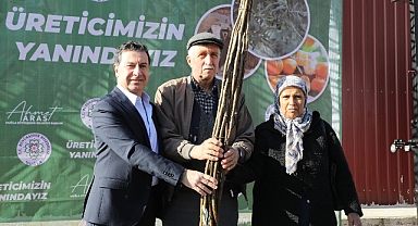 Her Kapıda Bir Fidan Projesiyle Yanan Alanlar Yeşerecek