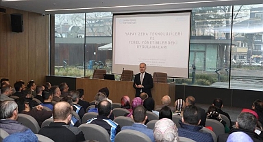 İnegöl Belediyesi Personeline Yapay Zeka Eğitimi Verildi