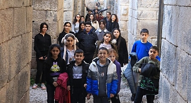 İzmirli çocuklar, yarıyıl tatilinde eğlenerek öğrendi