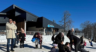 Kartepe Teleferiği'nde tatil yoğunluğu