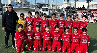 Kemer Belediye Merkez Spor U12, ligi üçüncü bitirdi