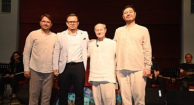 Manisa, Nazım Hikmet’i Bedreddin Oratoryosu ile Andı