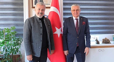Şükrü Sözen’den Başkan Topaloğlu’na ziyaret
