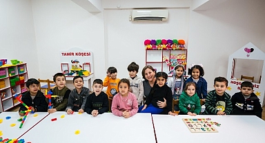 Akbank Deprem Bölgesinde İleri Dönüşümle Yeni Başlangıçlara Öncülük Ediyor