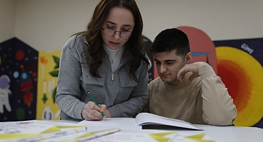 Bağcılarlı engelli Muhammet, 90 EKPSS Puanıyla Boğaziçi Üniversitesi’ne yerleşti