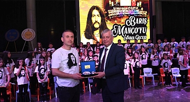 Barış Manço Osmangazi’de muhteşem konserle anıldı